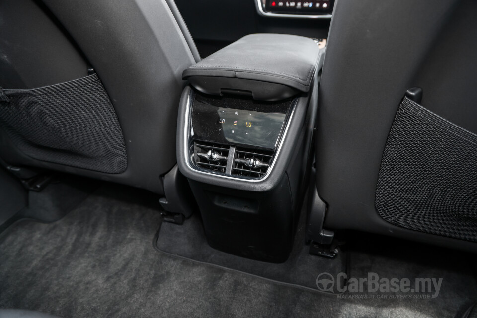 Volvo EX90 EE (2025) Interior