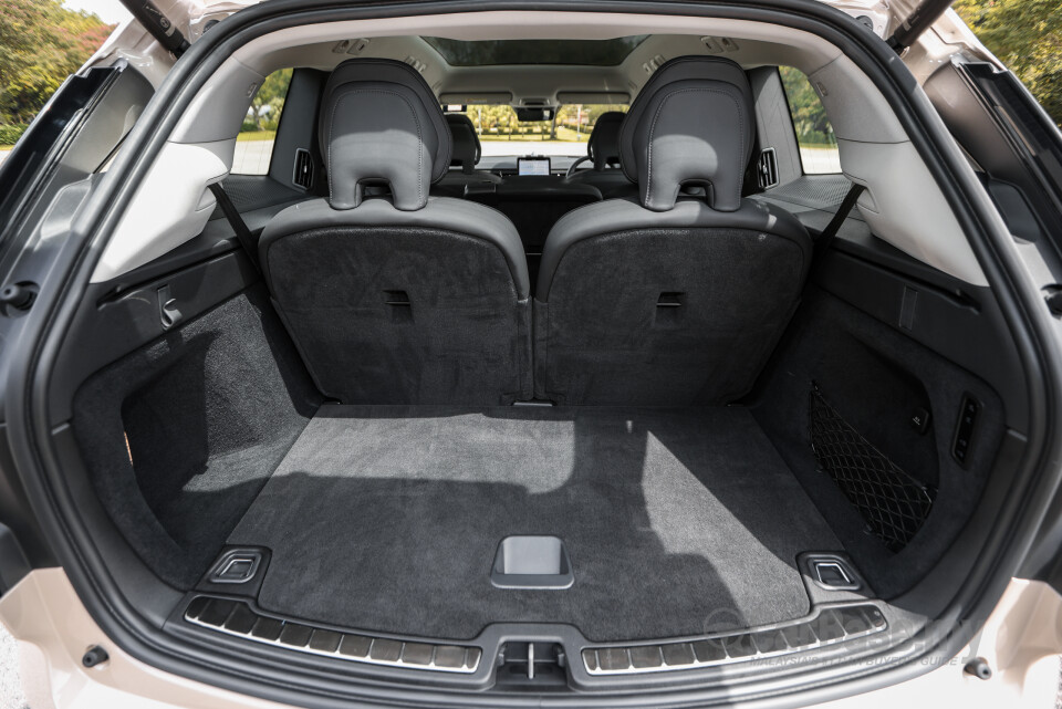 Volvo EX90 EE (2025) Interior
