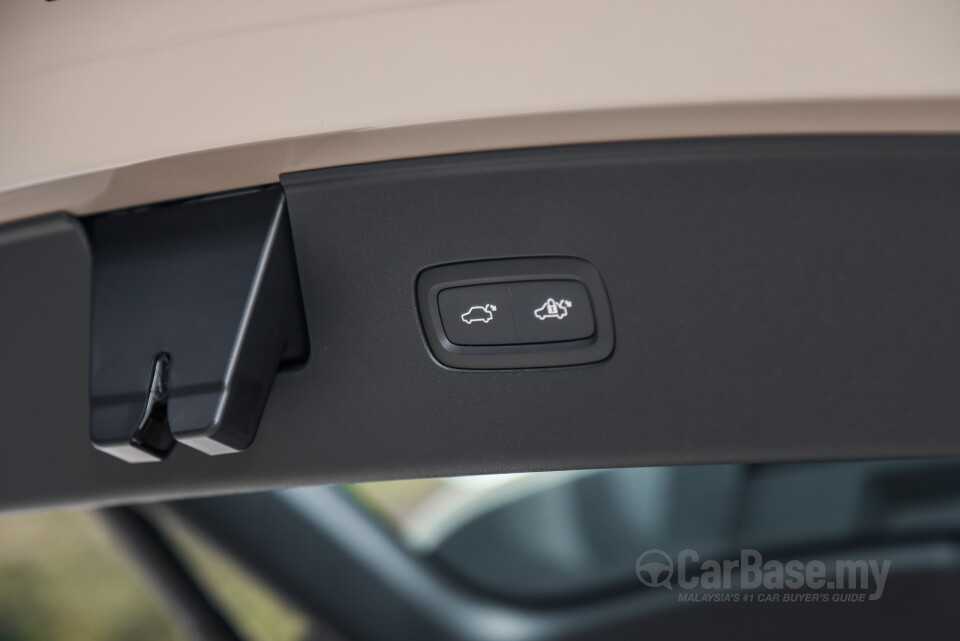 Volvo EX90 EE (2025) Interior