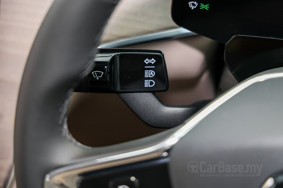Volvo EX90 EE (2025) Interior