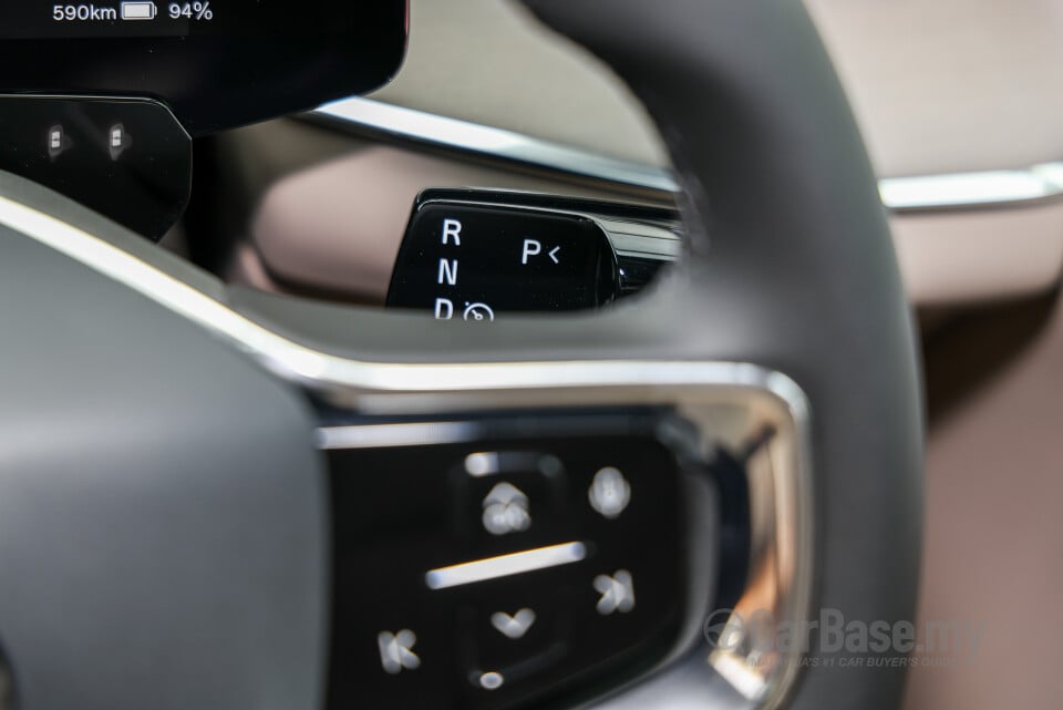 Volvo EX90 EE (2025) Interior