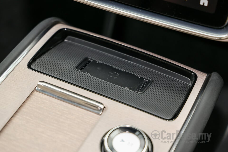 Volvo EX90 EE (2025) Interior