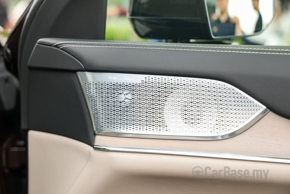 Volvo EX90 EE (2025) Interior