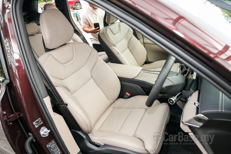 Volvo EX90 EE (2025) Interior