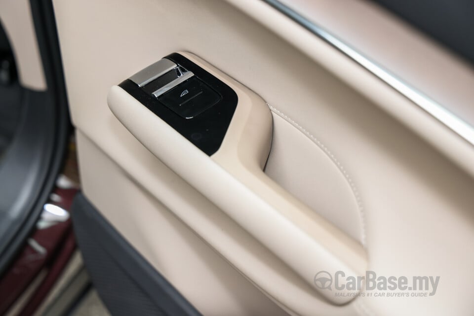 Volvo EX90 EE (2025) Interior