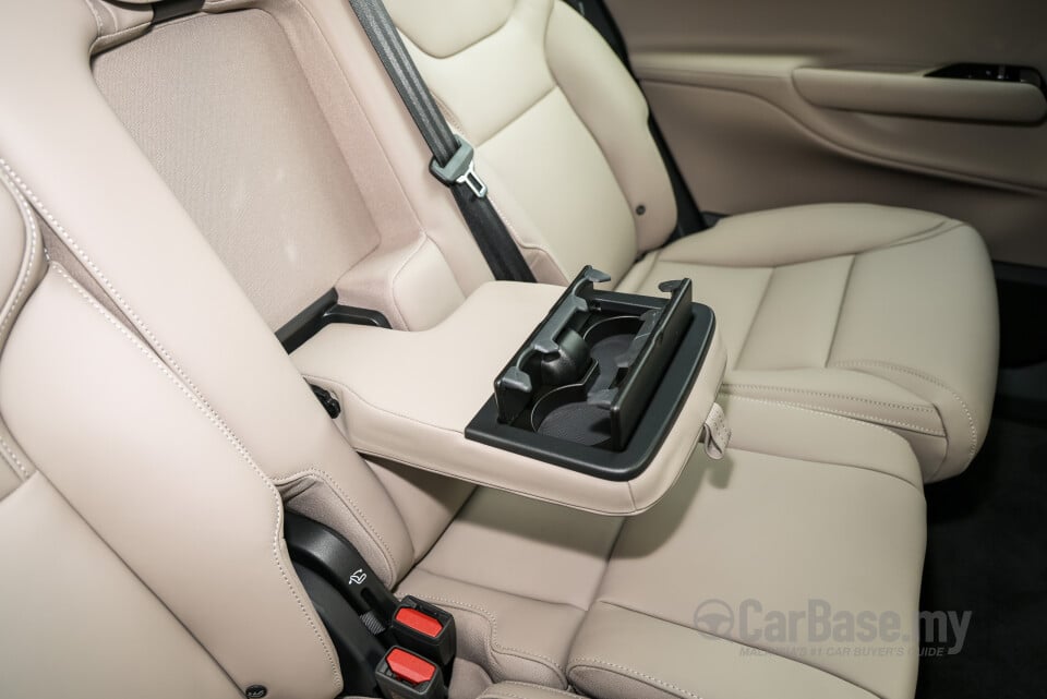 Volvo EX90 EE (2025) Interior