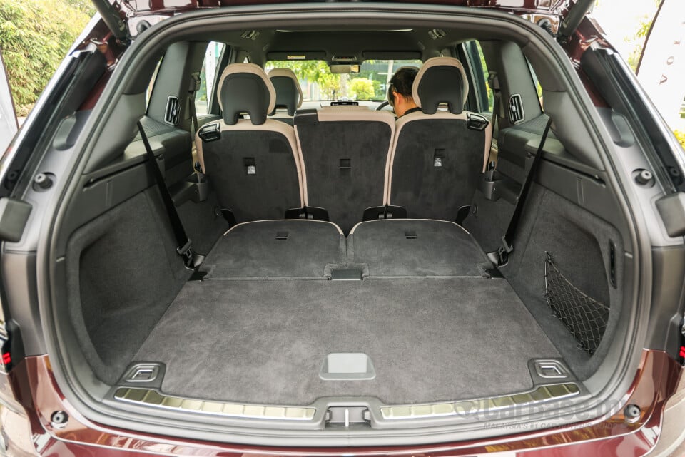 Volvo EX90 EE (2025) Interior