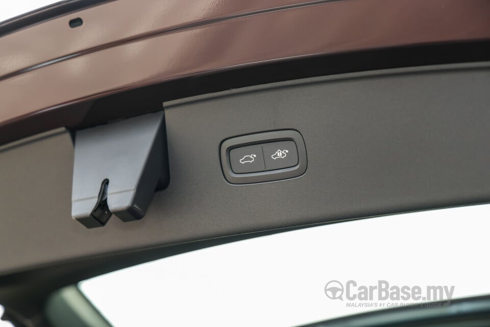 Volvo EX90 EE (2025) Interior