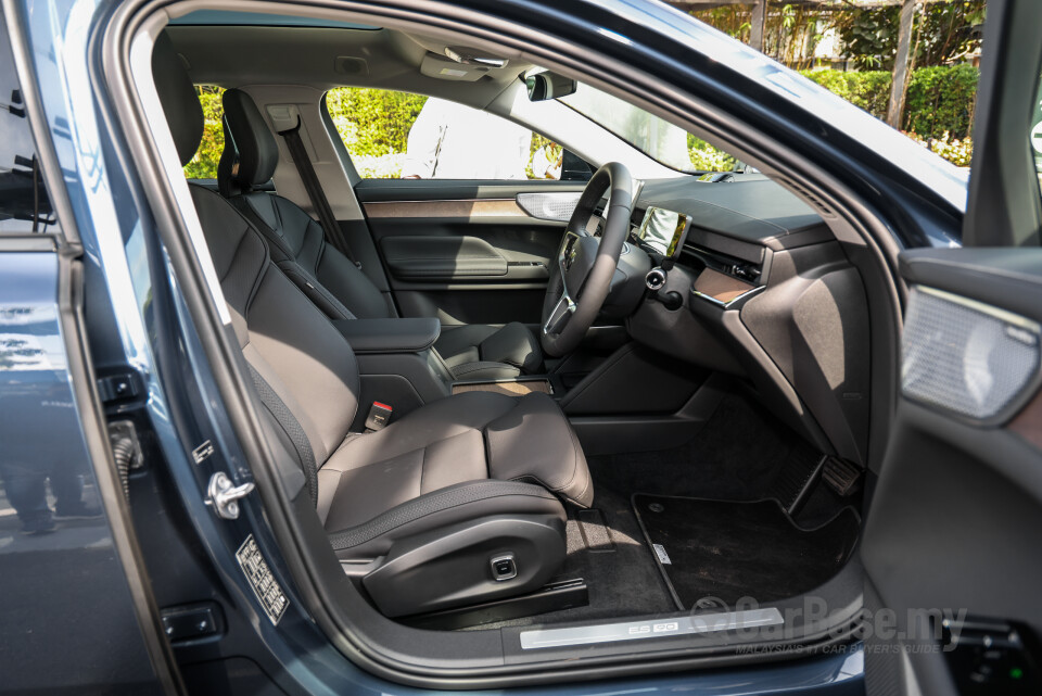 Volvo ES90 V551 (2026) Interior