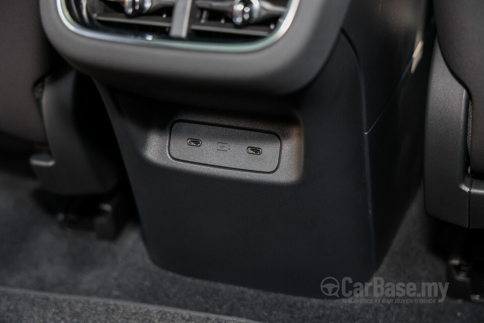 Volvo ES90 V551 (2026) Interior