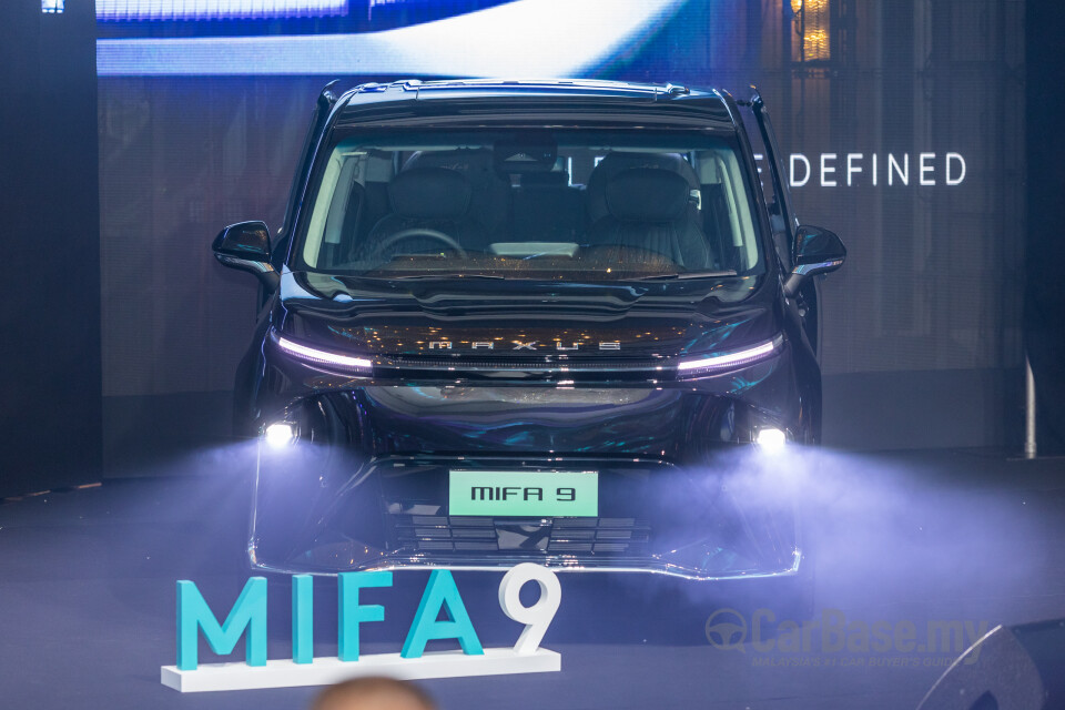 Maxus MIFA 9 Mk1 (2023) Exterior