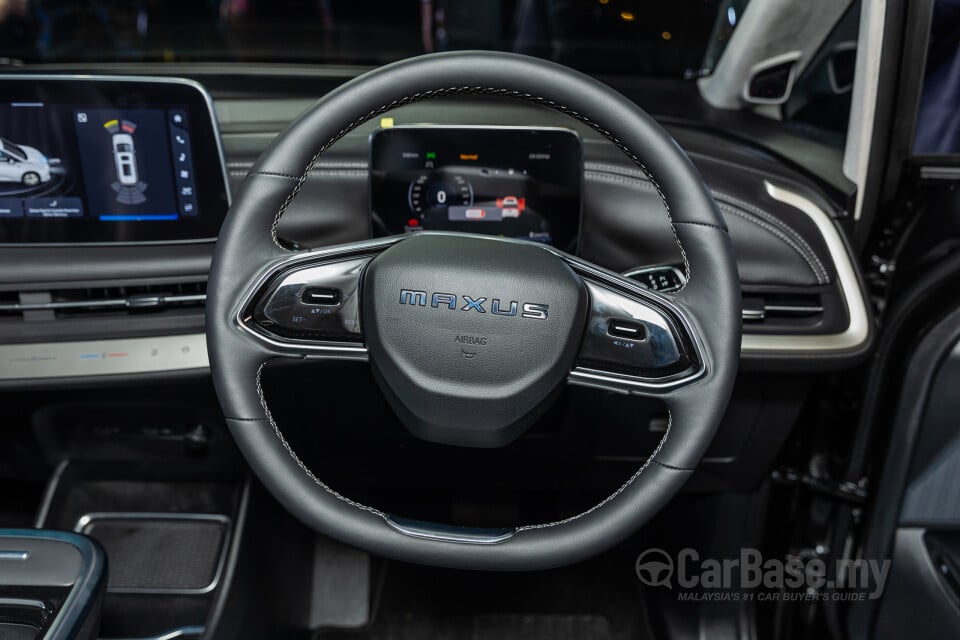 Maxus MIFA 9 Mk1 (2023) Interior