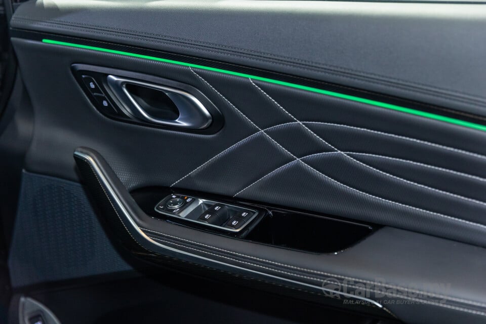 Maxus MIFA 9 Mk1 (2023) Interior