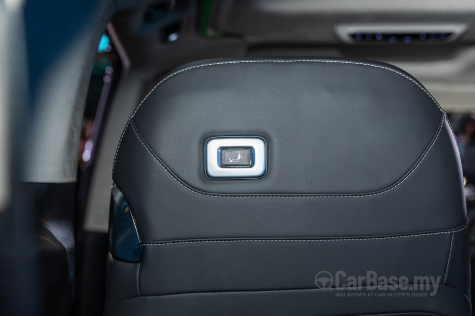 Maxus MIFA 9 Mk1 (2023) Interior