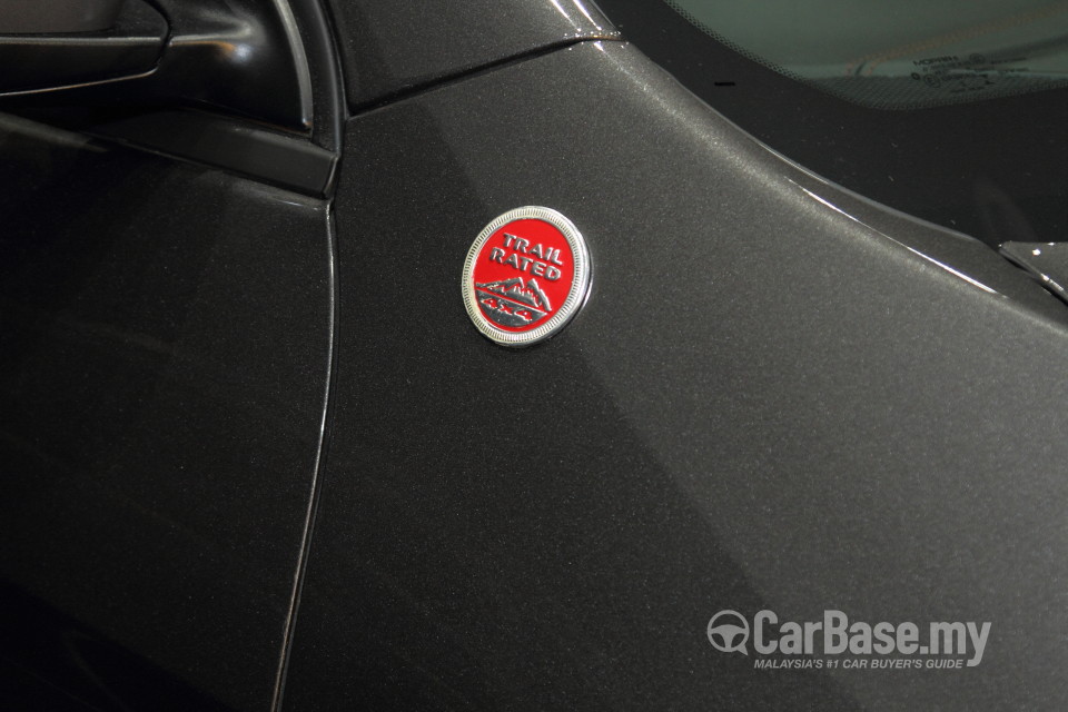 Jeep Cherokee KL (2014) Exterior