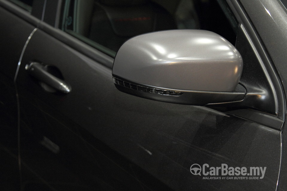 Jeep Cherokee KL (2014) Exterior