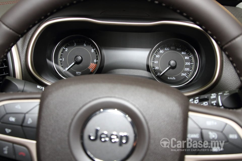 Jeep Cherokee KL (2014) Interior