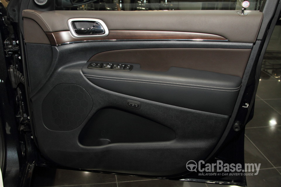 Jeep Grand Cherokee WK2 (2014) Interior