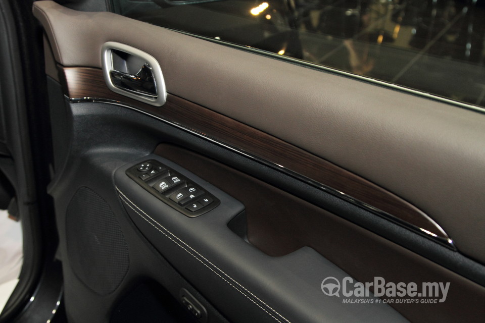 Jeep Grand Cherokee WK2 (2014) Interior