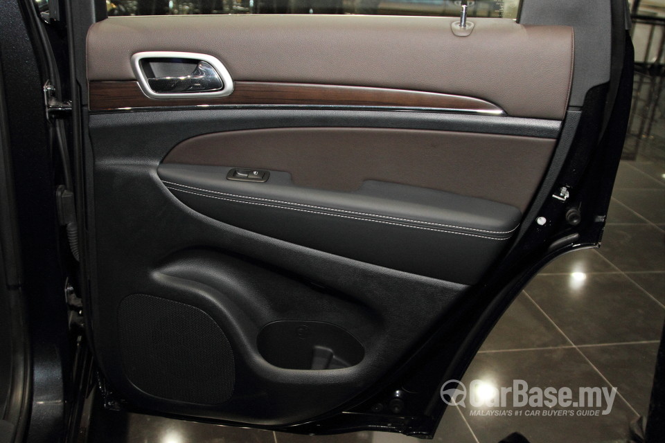 Jeep Grand Cherokee WK2 (2014) Interior