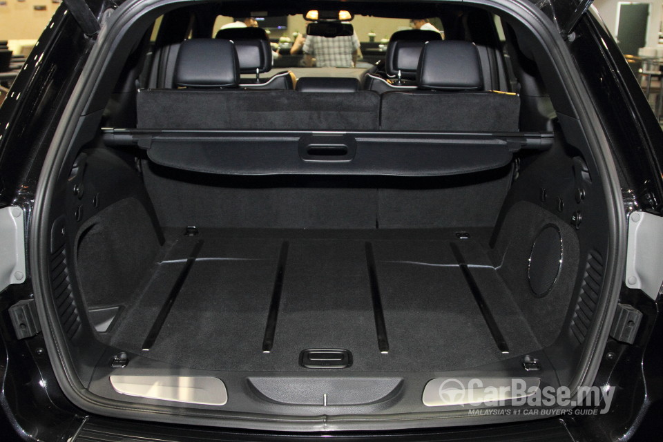 Jeep Grand Cherokee WK2 (2014) Interior