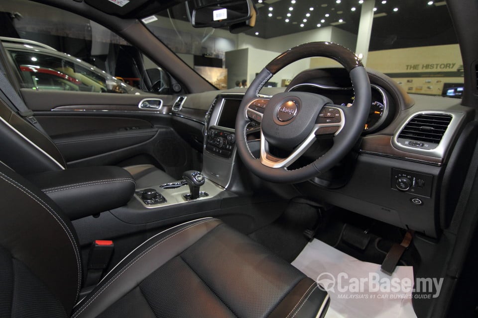 Jeep Grand Cherokee WK2 (2014) Interior