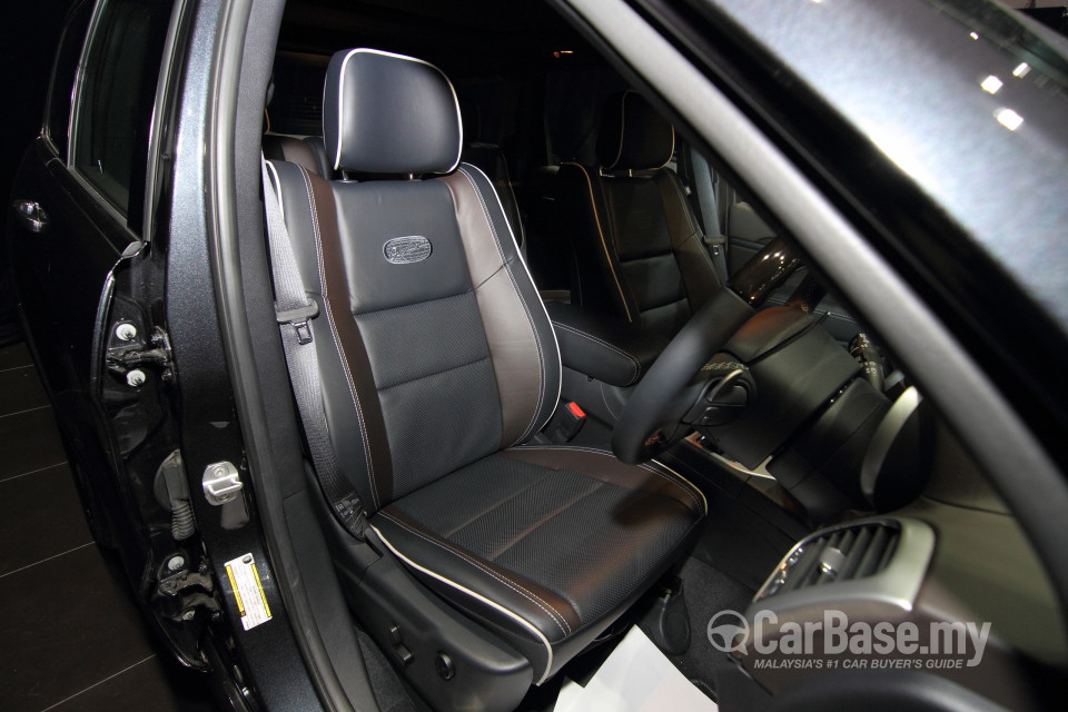 Jeep Grand Cherokee WK2 (2014) Interior
