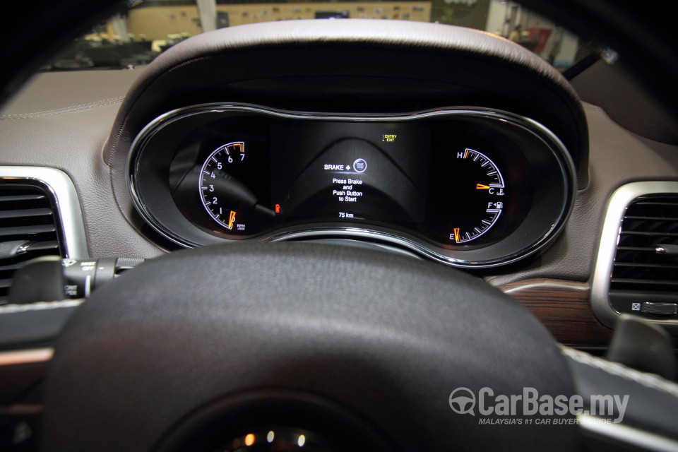 Jeep Grand Cherokee WK2 (2014) Interior