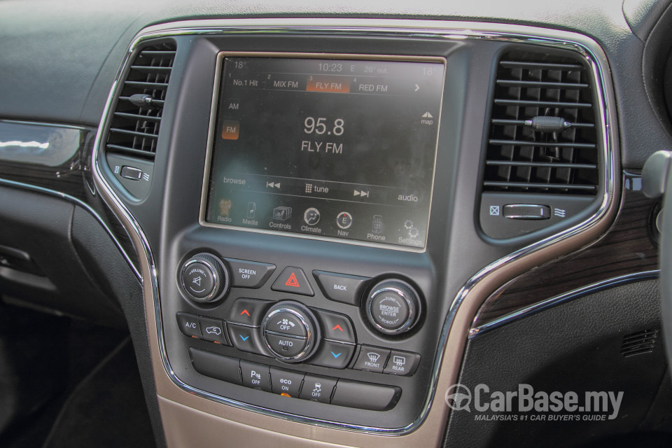 Jeep Grand Cherokee WK2 (2014) Interior