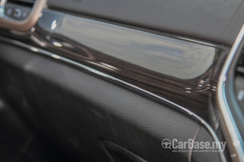 Jeep Grand Cherokee WK2 (2014) Interior