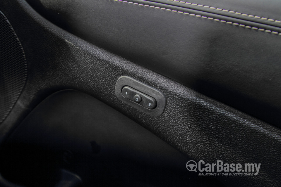 Jeep Grand Cherokee WK2 (2014) Interior