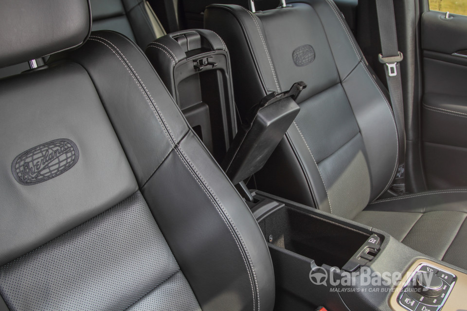 Jeep Grand Cherokee WK2 (2014) Interior