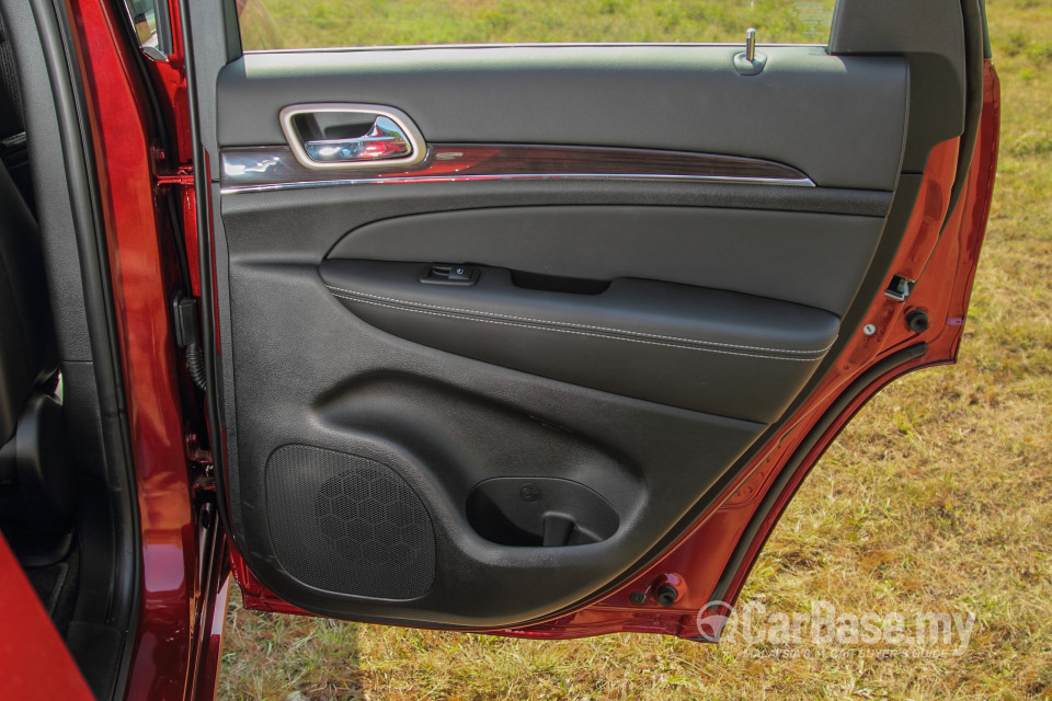 Jeep Grand Cherokee WK2 (2014) Interior