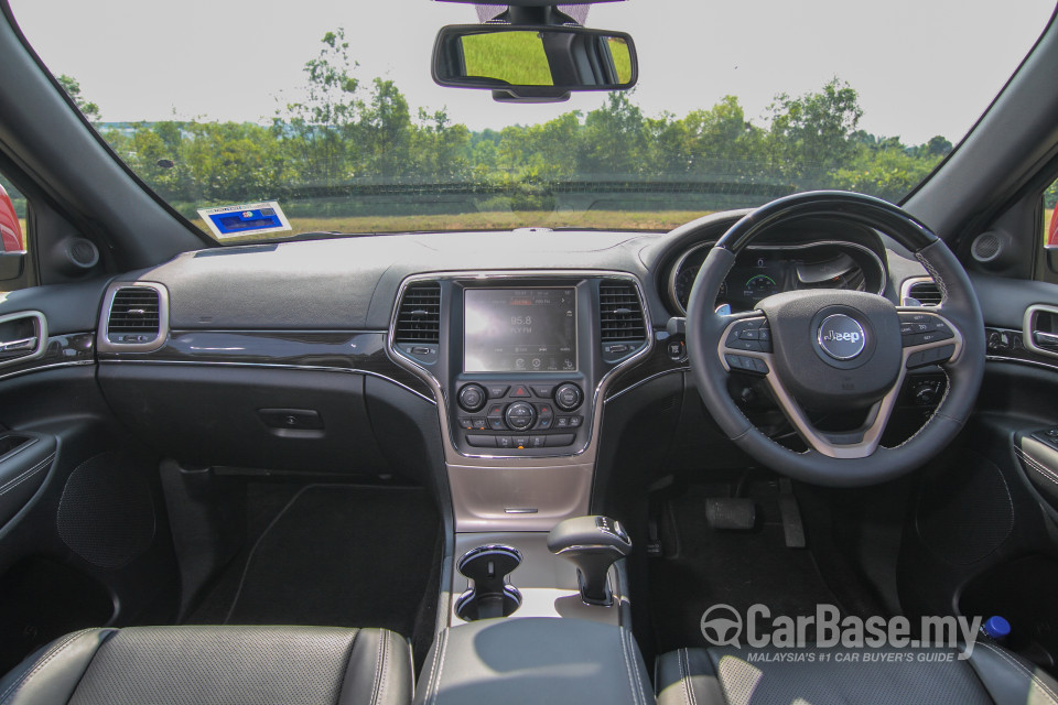 Jeep Grand Cherokee WK2 (2014) Interior