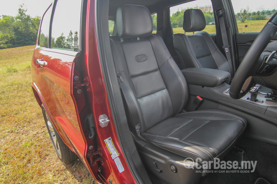 Jeep Grand Cherokee WK2 (2014) Interior