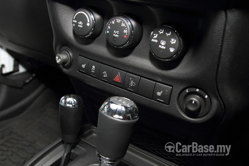 Jeep Wrangler JK (2014) Interior