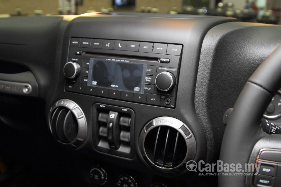 Jeep Wrangler JK (2014) Interior