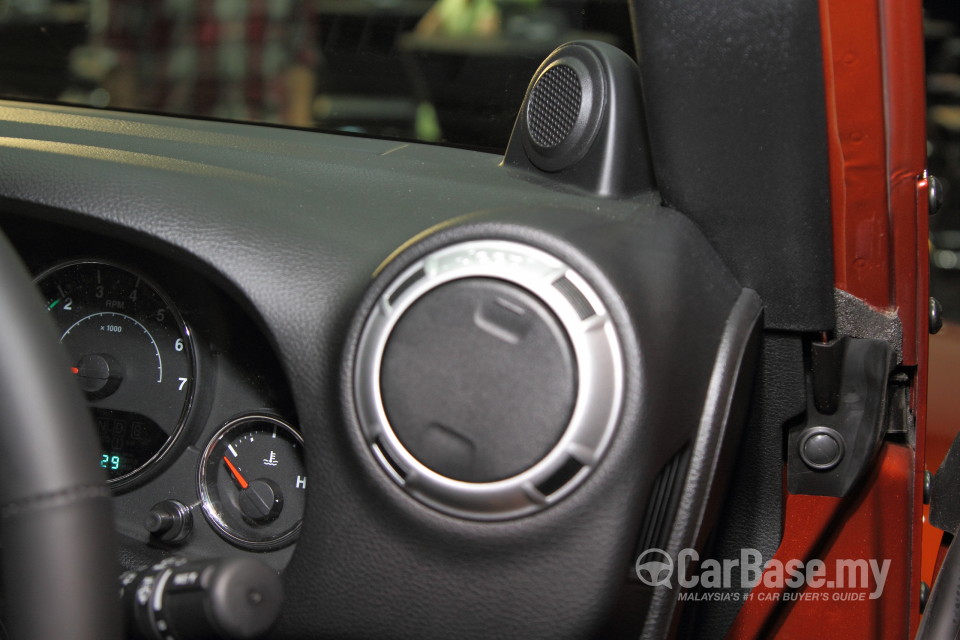 Jeep Wrangler JK (2014) Interior