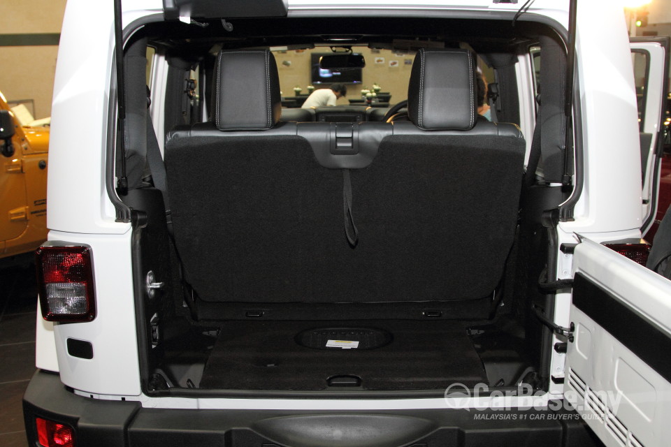 Jeep Wrangler JK (2014) Interior