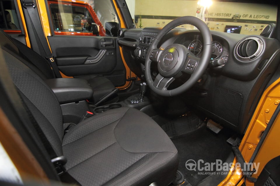 Jeep Wrangler JK (2014) Interior