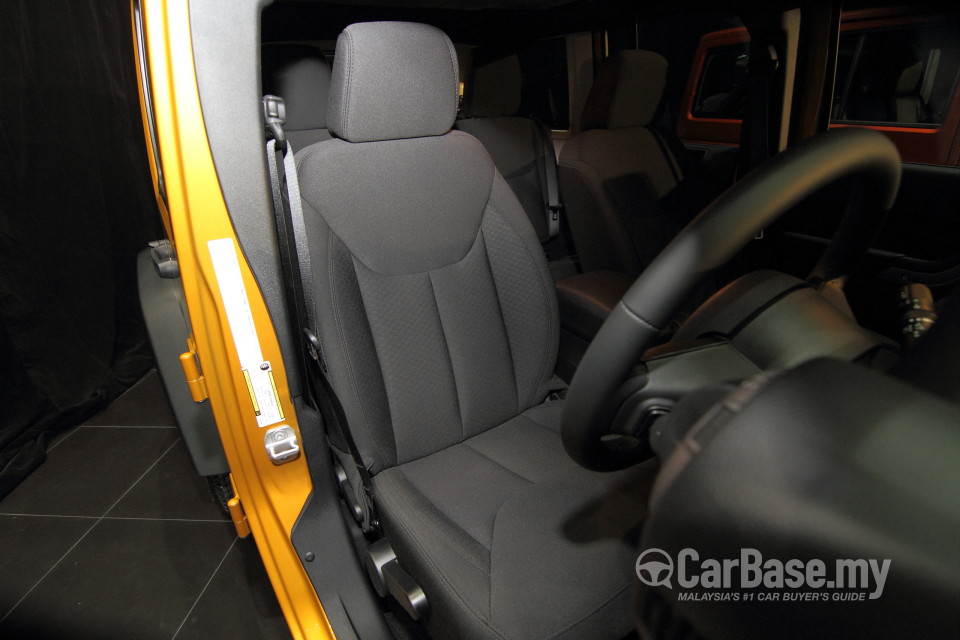 Jeep Wrangler JK (2014) Interior