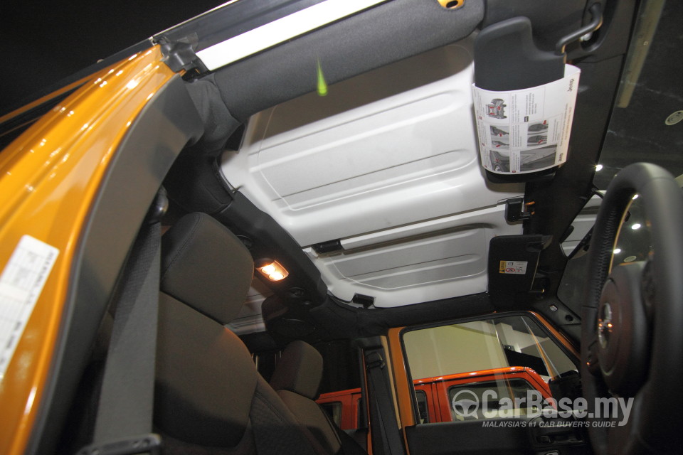Jeep Wrangler JK (2014) Interior
