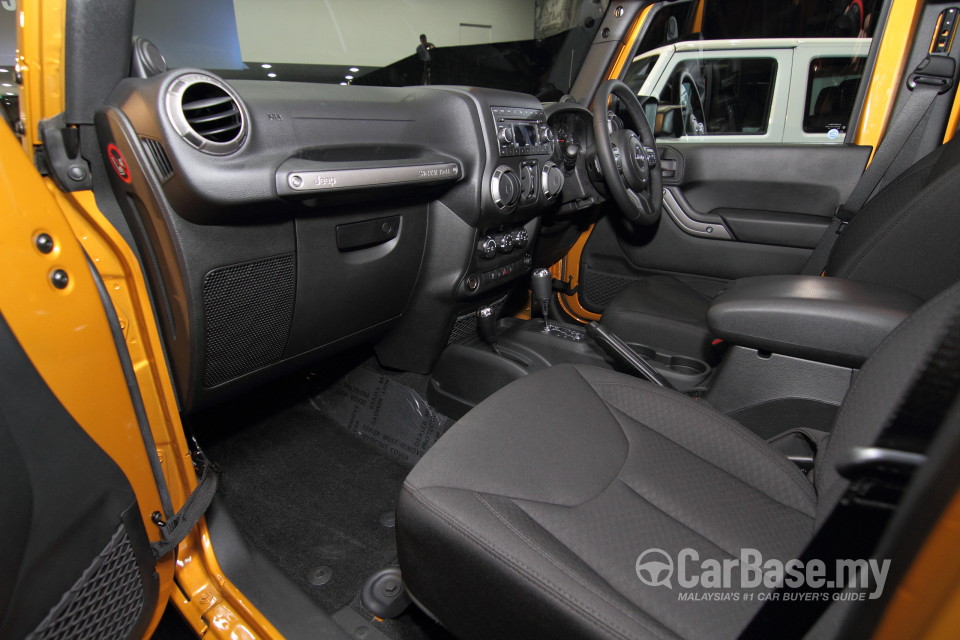 Jeep Wrangler JK (2014) Interior
