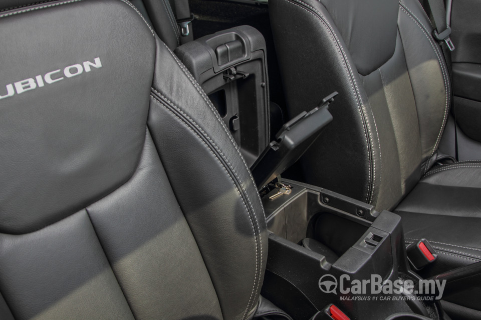 Jeep Wrangler JK (2014) Interior