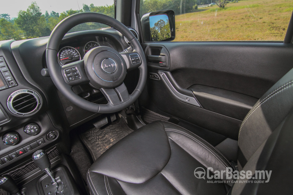 Jeep Wrangler JK (2014) Interior