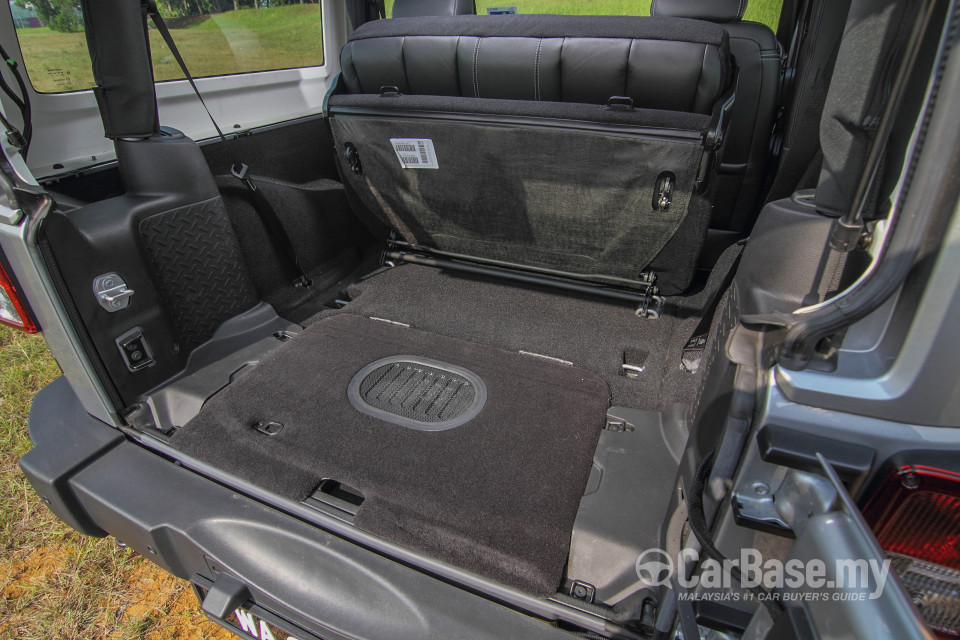 Jeep Wrangler JK (2014) Interior