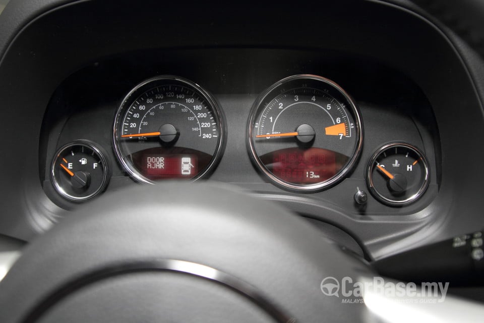 Jeep Compass MK  (2014) Interior
