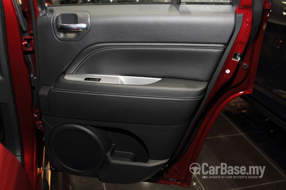 Jeep Compass MK  (2014) Interior