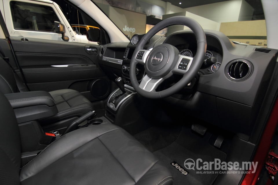 Jeep Compass MK  (2014) Interior