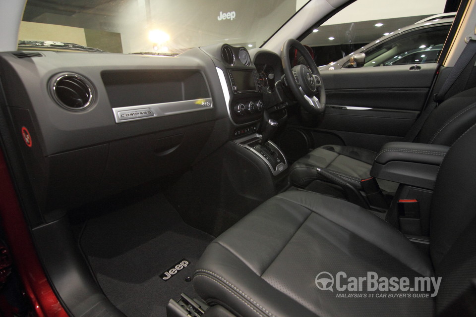 Jeep Compass MK  (2014) Interior